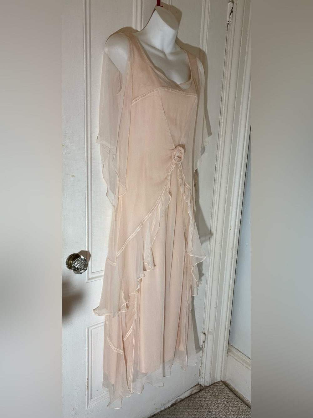 Daisy Buchanan Nataya brand floaty dress sleeves garden party pale peach x-small - Picture 3 of 7